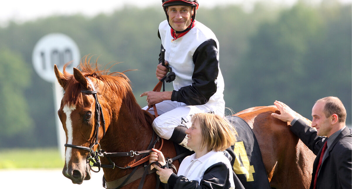 Diana-Trial-Siegerin VANJURA mit Alexander Pietsch und Trainer Roland Dzubasz